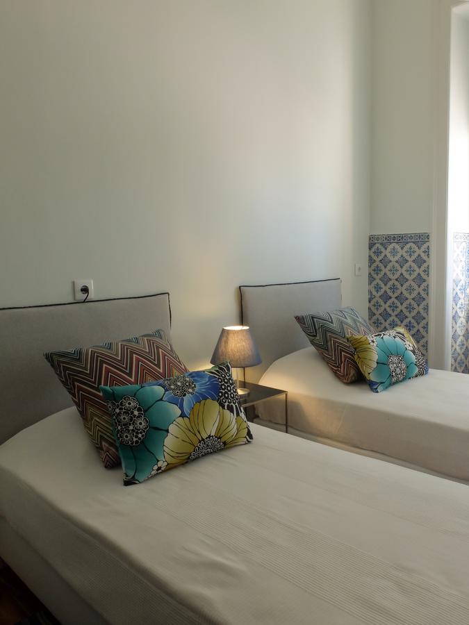 Hostal Back To
